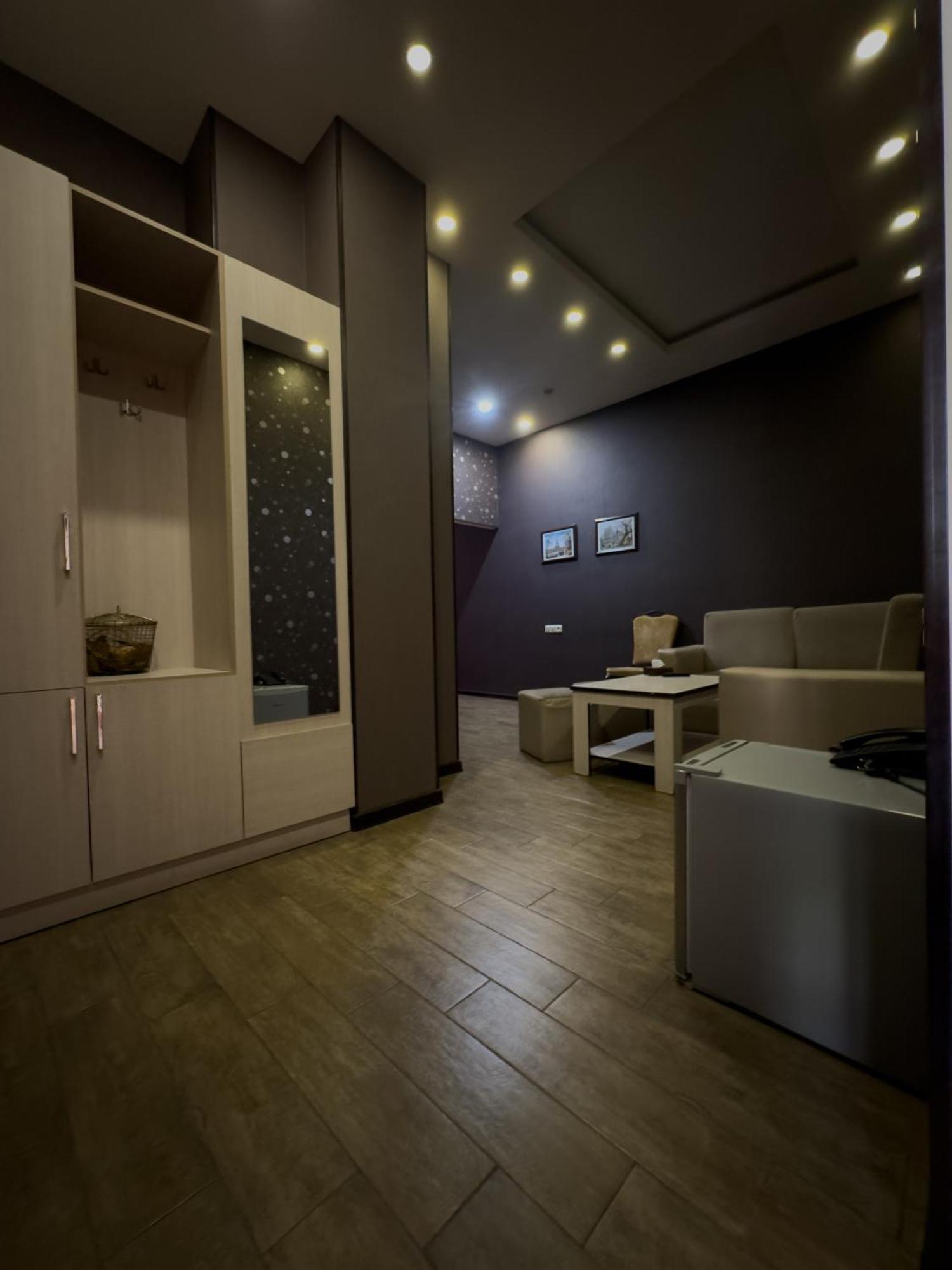 Eridana Hotel Yerevan Exterior photo