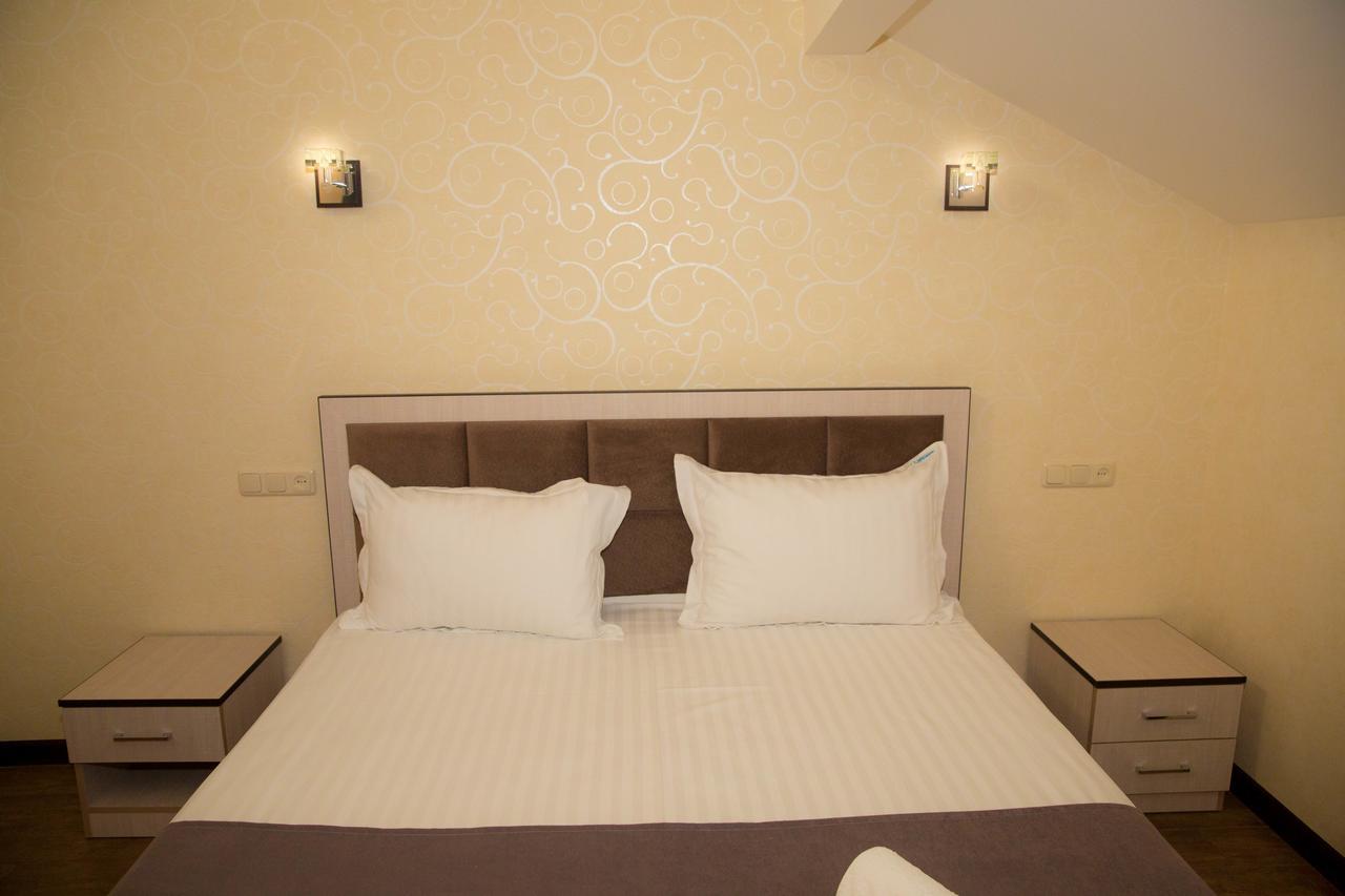 Eridana Hotel Yerevan Exterior photo