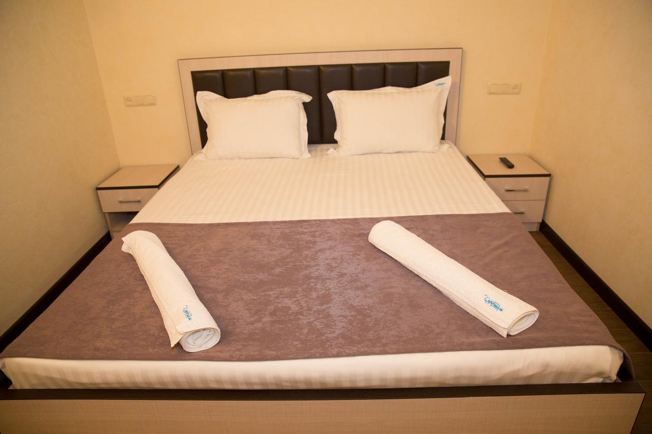 Eridana Hotel Yerevan Exterior photo
